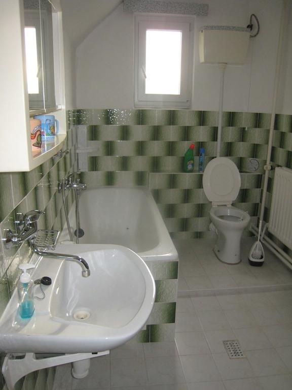 Apartman Eva Crhov Екстериор снимка